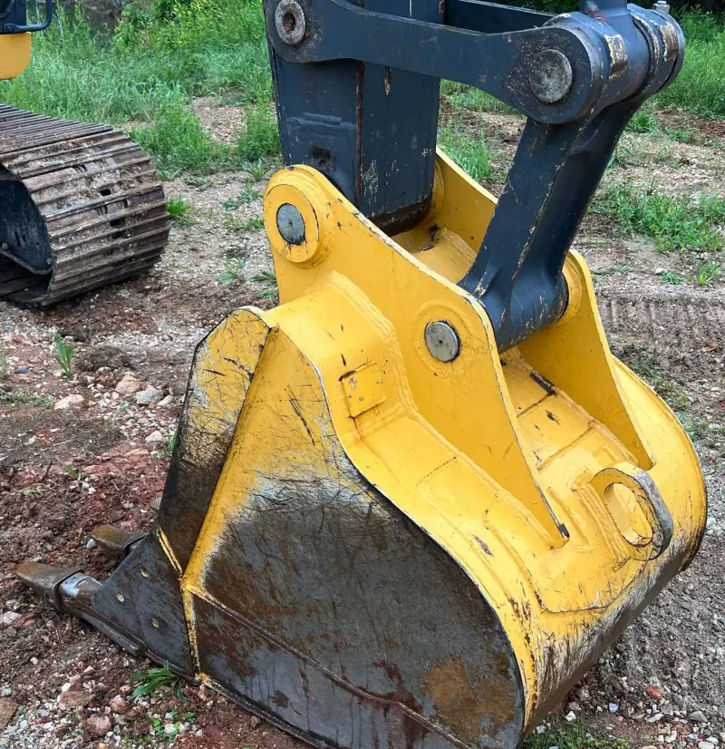 2014 John Deere 130G photo 15
