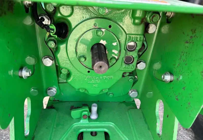 2014 John Deere 5100E photo 13