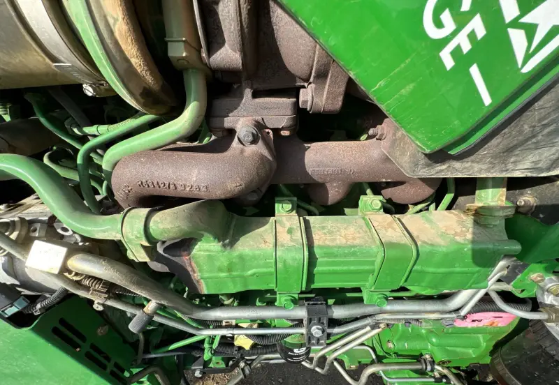2014 John Deere 5100E photo 40