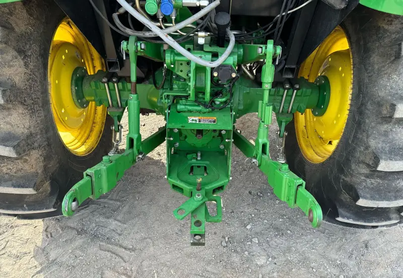 2014 John Deere 5100E photo 15
