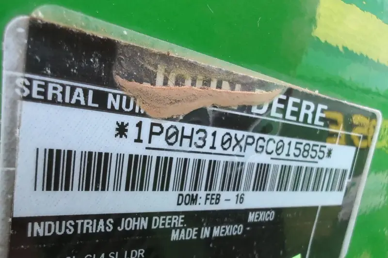 2016 John Deere 6135E photo 14