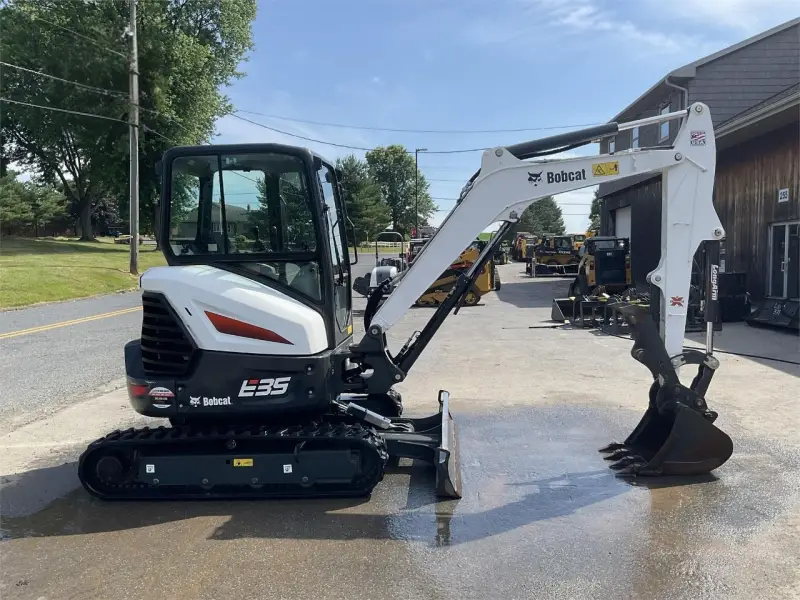2021 Bobcat E35 Mini Excavator photo 7