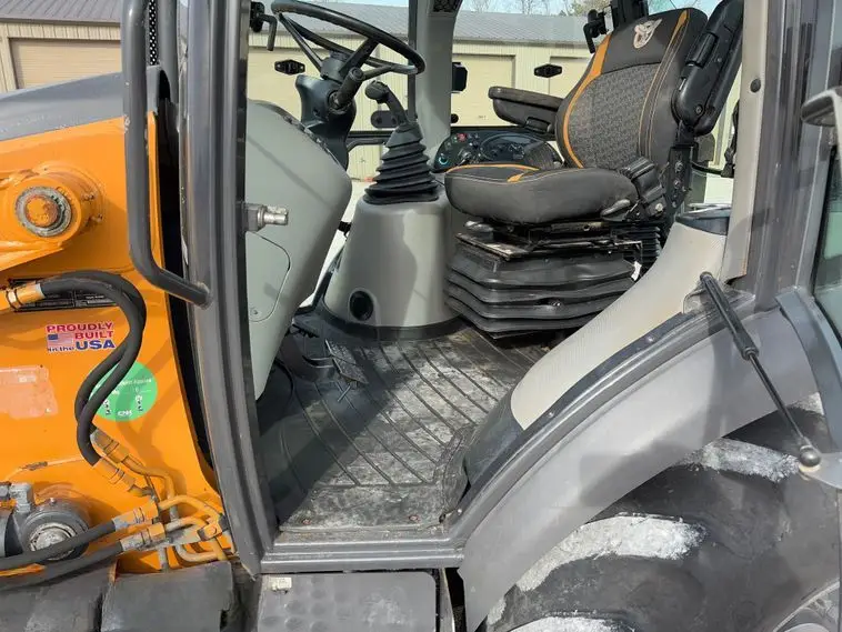 2019 Case 580 Super N Backhoe photo 46