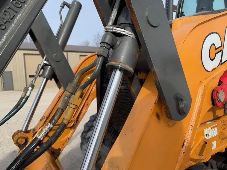 2019 Case 580 Super N Backhoe photo 15