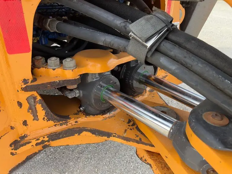 2019 Case 580 Super N Backhoe photo 42
