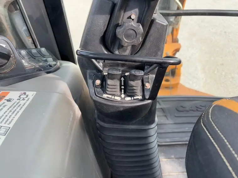 2019 Case 580 Super N Backhoe photo 57