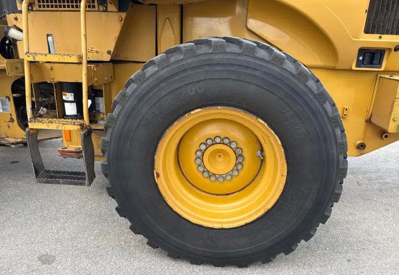 2000 Caterpillar 924G photo 93
