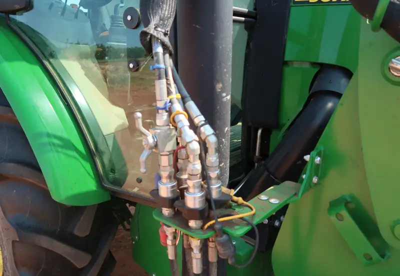 2018 John Deere 5100E photo 60