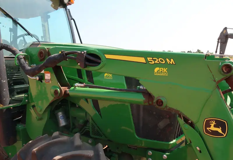2018 John Deere 5100E photo 59