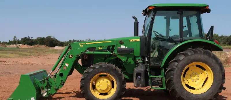 2018 John Deere 5100E photo 8
