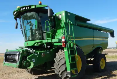2012 John Deere S660